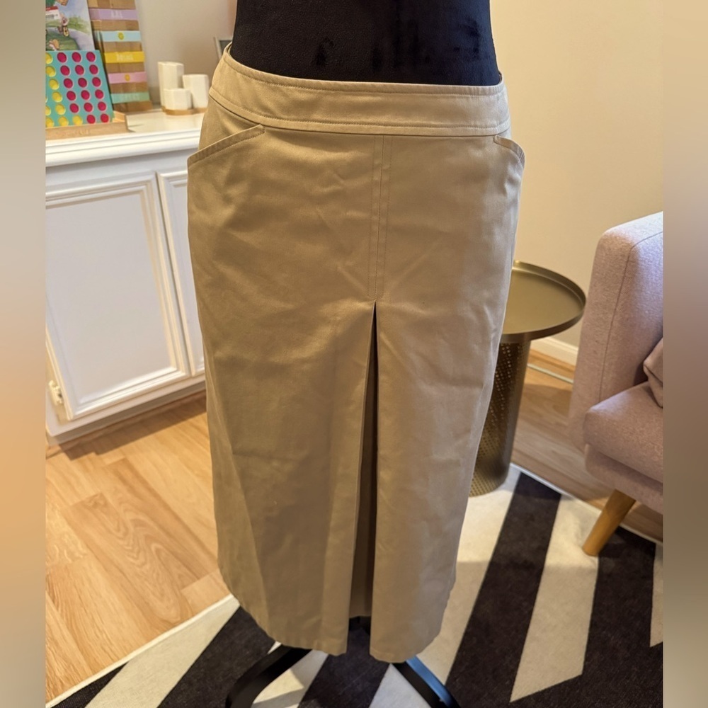 BURBERRYS Vintage Tan Khaki Skirt with Pleat